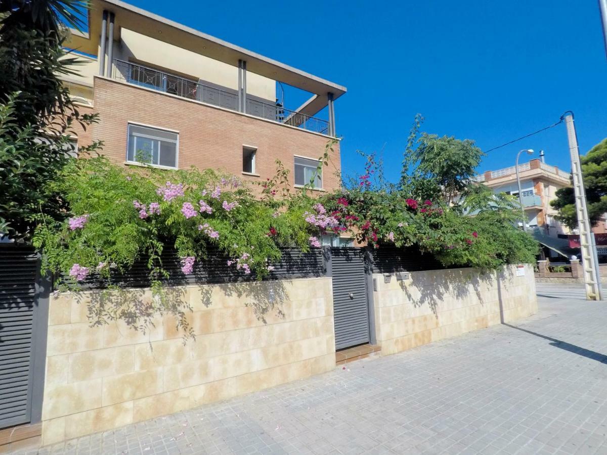 Beach House Castelldefels Eksteriør billede